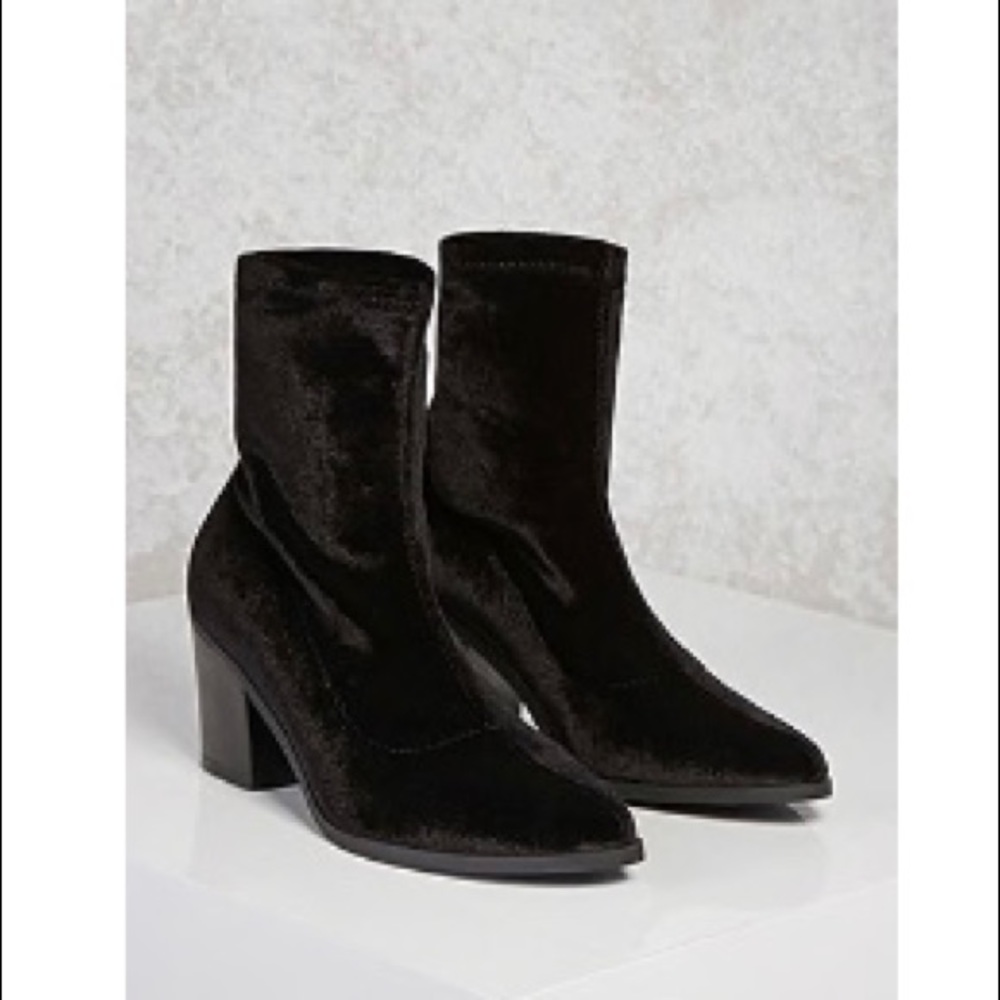 Forever 21 velvet booties!